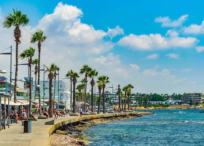 Aphrodite Breeze Gardens Appartement *