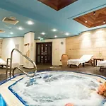 Aphrodite Breeze Gardens Apartment