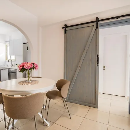 Aphrodite Breeze Gardens Apartment