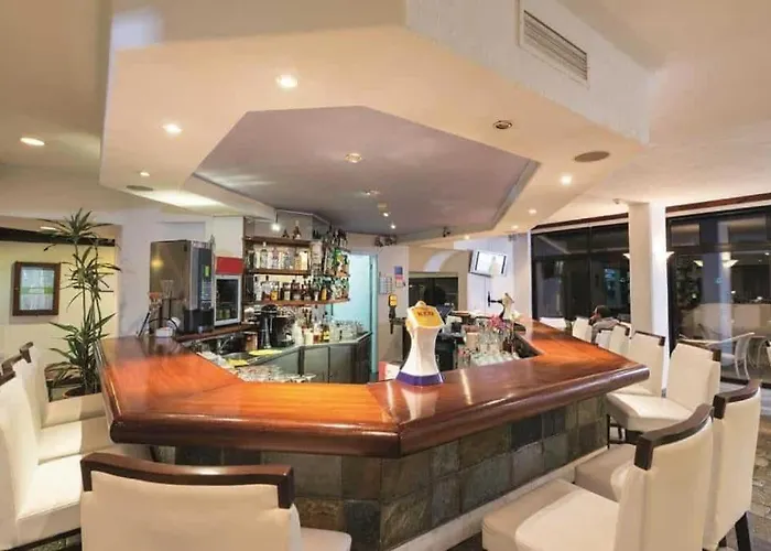 Aphrodite Breeze Gardens Apartment